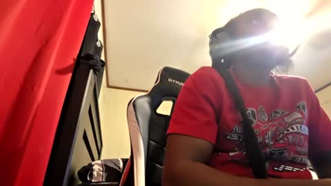 Snapshot of glomightyj chatting on 17, 7, 2026 glomightyj online show from 17, 7, 2026