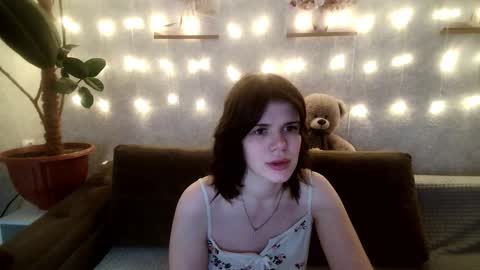Snapshot of glossy_girl_1 chatting on 10, 11, 2025 Roxy online show from 10, 11, 2025