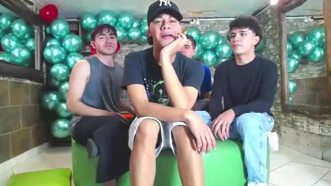 THOMAS AND DAMIAND online show from 21, 2, 2025