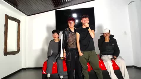 THOMAS AND DAMIAND online show from 12, 9, 2025