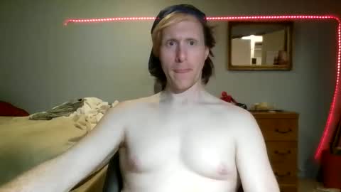 Snapshot of gnger31foru chatting on 8, 6, 2026 Steven Meadow online show from 8, 6, 2026