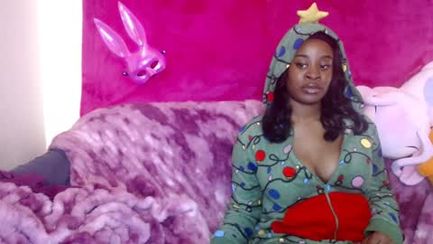 Snapshot of goddess_aaliyah chatting on 13, 12, 2024 goddess_aaliyah online show from 13, 12, 2024