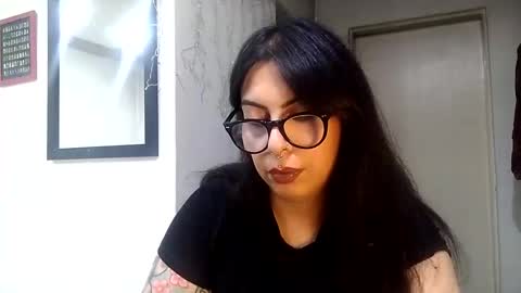 Snapshot of goddess_dina chatting on 19, 2, 2025 goddess_dina online show from 19, 2, 2025