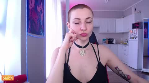 Snapshot of goddess_elpisfoxter chatting on 7, 5, 2026 Elpis Foxter online show from 7, 5, 2026