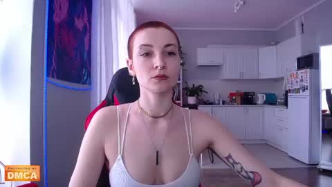 Snapshot of goddess_elpisfoxter chatting on 9, 6, 2026 Elpis Foxter online show from 9, 6, 2026