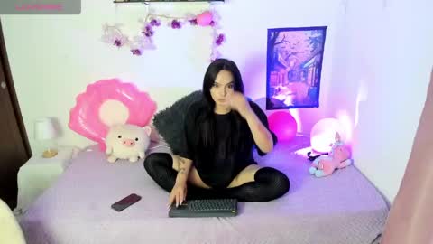 Snapshot of goddess_of_the_moon chatting on 3, 5, 2026 Andreas Moon online show from 3, 5, 2026