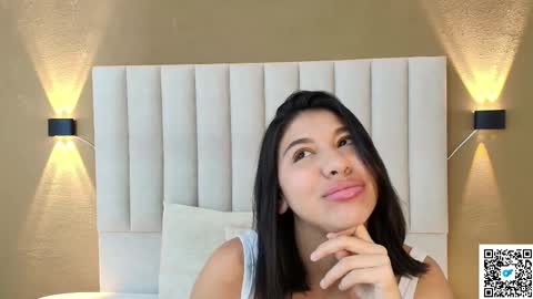 Snapshot of goddess_saori chatting on 23, 11, 2025 Saori online show from 23, 11, 2025