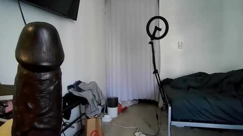 Snapshot of goddessdaisysky chatting on 12, 5, 2026 Goddess Daisy Sky online show from 12, 5, 2026