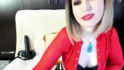 goddessemily_ online show from 14, 7, 2026