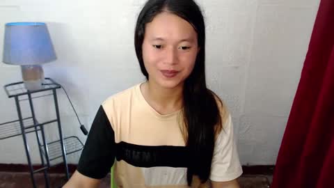 Snapshot of goddesses_slut247752 chatting on 15, 12, 2024 Ronel online show from 15, 12, 2024