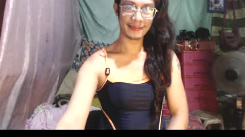 Snapshot of goddesssonyaxxx chatting on 23, 6, 2026 KENNY DOLL online show from 23, 6, 2026