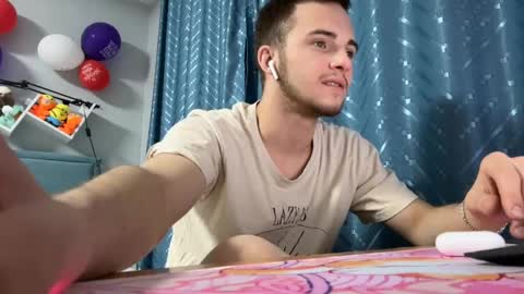 Golden boyyy21 online show from 1, 3, 2025