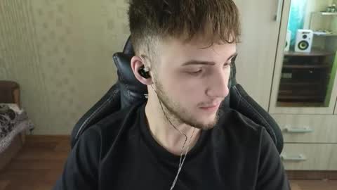 Golden boyyy21 online show from 29, 3, 2026