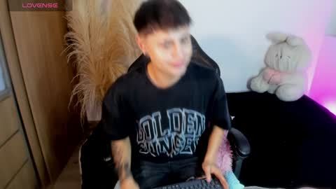 Snapshot of goldenbby222 chatting on 5, 7, 2026 Cami online show from 5, 7, 2026