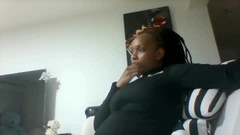Snapshot of goldenmusexo chatting on 14, 4, 2026 goldenmusexo online show from 14, 4, 2026