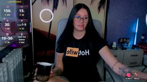 Snapshot of goldenwitchx chatting on 17, 9, 2025 Polina online show from 17, 9, 2025