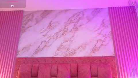 Snapshot of goldilockss15 chatting on 5, 2, 2026 goldilockss15 online show from 5, 2, 2026