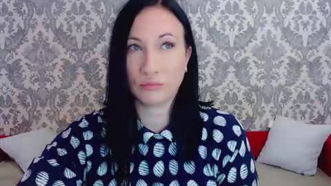 goldmoonn online show from 24, 4, 2026
