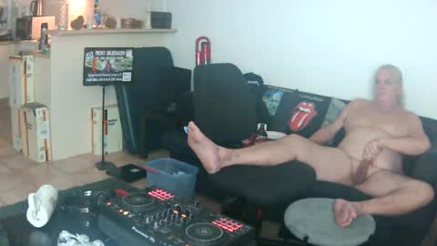 Snapshot of goldyguy011 chatting on 21, 7, 2026 goldyguy011 online show from 21, 7, 2026