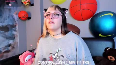 Snapshot of gomory_kitty chatting on 8, 5, 2026 gomory_kitty online show from 8, 5, 2026
