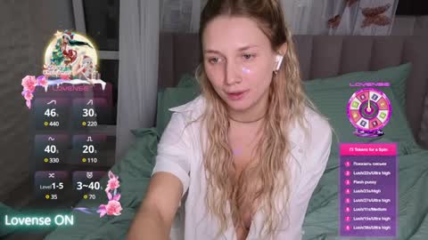 goodgirl0024 online show from 15, 1, 2025