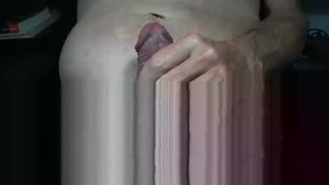 Snapshot of goodguy01960 chatting on 17, 12, 2024 goodguy01960 online show from 17, 12, 2024