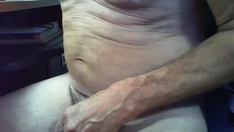 Snapshot of goodguy01960 chatting on 24, 10, 2025 goodguy01960 online show from 24, 10, 2025