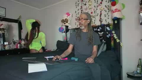 GoodieTimes1 Mrs. Bonnie  Mr. Clyde online show from 26, 4, 2026