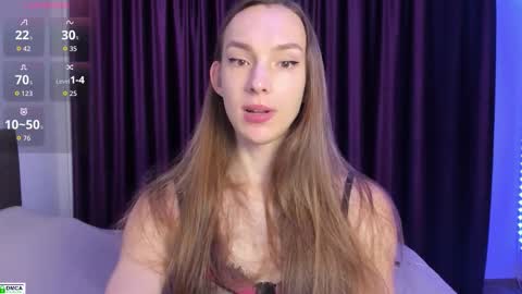 Snapshot of goodnight_kitty chatting on 8, 10, 2025 goodnight_kitty online show from 8, 10, 2025