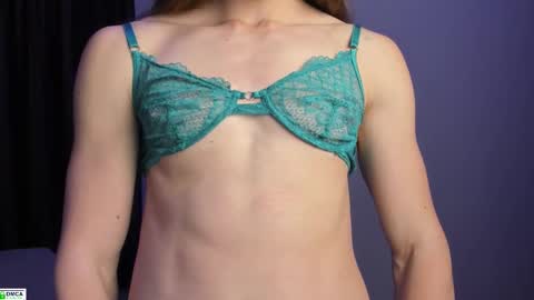 Snapshot of goodnight_kitty chatting on 13, 10, 2025 goodnight_kitty online show from 13, 10, 2025