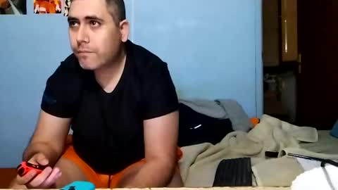 Snapshot of gorak32 chatting on 30, 1, 2025 GoraK online show from 30, 1, 2025