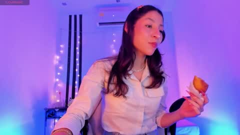 Snapshot of gorgeous_t chatting on 21, 2, 2026 i am Jessi I love animals and drawing I hope to get along with everyone. XOXO online show from 21, 2, 2026