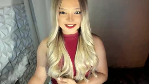Snapshot of gorgeousamandarose chatting on 27, 5, 2026 Amanda rose online show from 27, 5, 2026