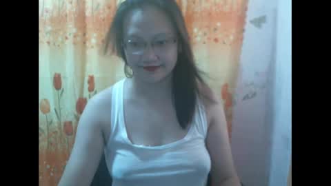 Snapshot of gorgeousmama chatting on 6, 1, 2025 gorgeousmama online show from 6, 1, 2025