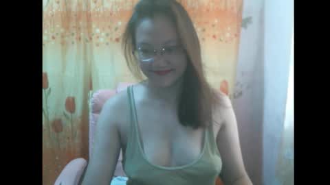 Snapshot of gorgeousmama chatting on 5, 10, 2025 gorgeousmama online show from 5, 10, 2025