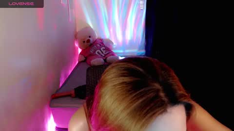 Emmy online show from 2, 12, 2024