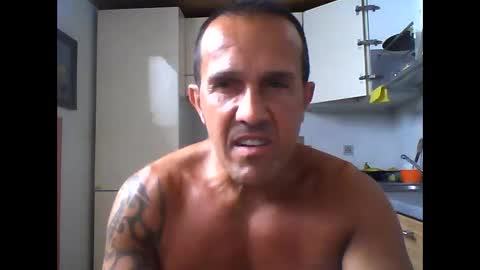 Snapshot of gorillonexxx chatting on 21, 9, 2025 gorillonexxx online show from 21, 9, 2025