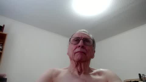 Snapshot of gotahavetna chatting on 14, 4, 2026 GotaHaveTnA online show from 14, 4, 2026