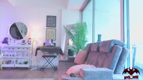 sophie  Special celebration a the beach 300k followers 3011 and 0112   online show from 6, 11, 2025