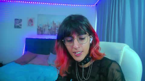 goth_minerva online show from 8, 4, 2026