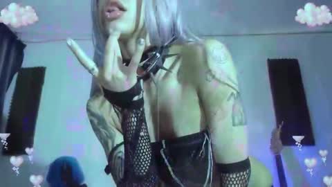        online show from 18, 10, 2025