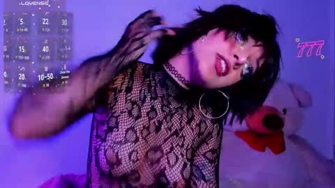 Snapshot of gothv chatting on 3, 6, 2026 Violet online show from 3, 6, 2026