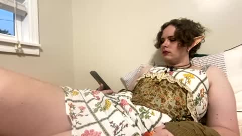 Doll online show from 15, 7, 2026