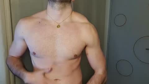 Snapshot of goura2000 chatting on 28, 1, 2025 goura2000 online show from 28, 1, 2025