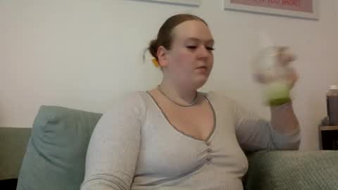 Snapshot of graceloves69 chatting on 3, 6, 2026 Grace Loves online show from 3, 6, 2026
