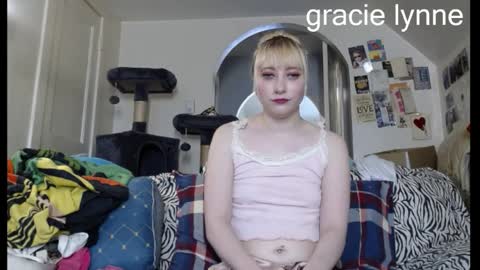 Snapshot of gracielynne1989 chatting on 23, 4, 2026 gracielynne1989 online show from 23, 4, 2026
