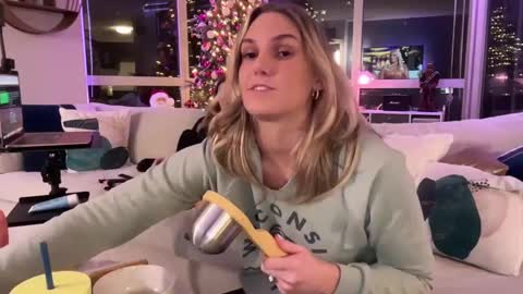 Gracie Mae online show from 3, 2, 2025