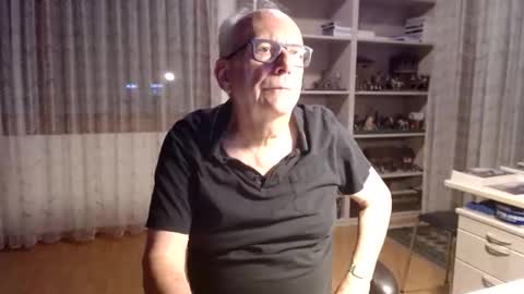 Snapshot of grandpach chatting on 24, 5, 2026 grandpach online show from 24, 5, 2026