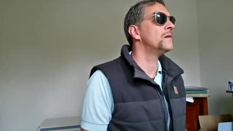 Snapshot of grattitude chatting on 17, 11, 2025 grattitude online show from 17, 11, 2025