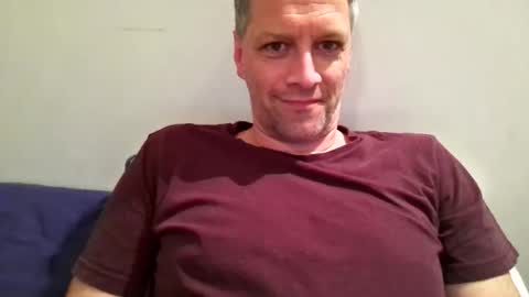 Snapshot of grattitude chatting on 21, 12, 2025 grattitude online show from 21, 12, 2025